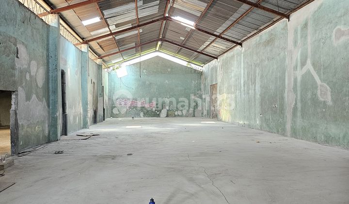 Gudang Minim Renovasi Jl. Majapahit Semarang Timur, Semarang 10235