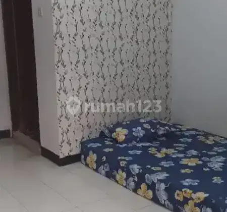 Terima kost kariawan/kariawati kamar mandi dalem 1