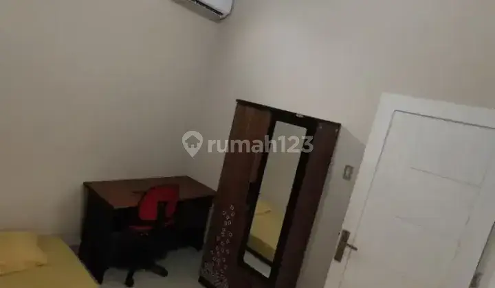 Kost kos laki Bintaro 2