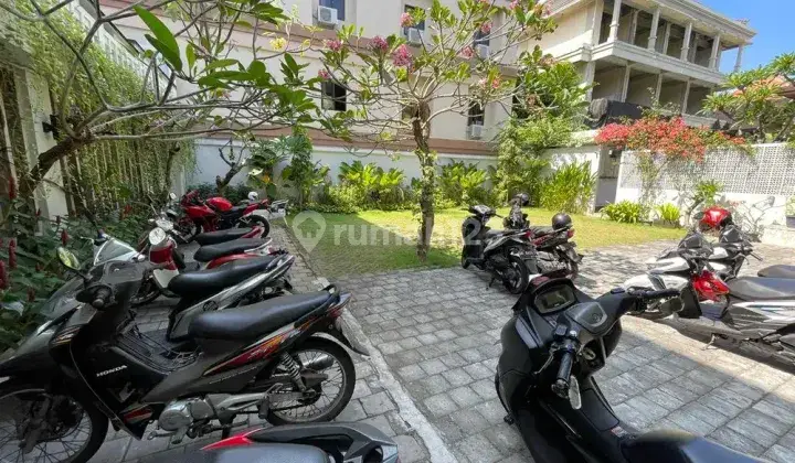 Cheap Boarding House Near Beachwalk Mall Kuta Beach 1