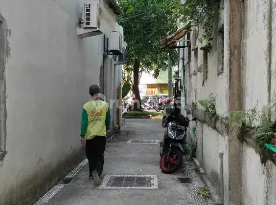 KOST BARU EKSKLUSIF DEKAT JL UTAMA SLAMET RIYADI SURAKARTA JAWA TENGAH 2