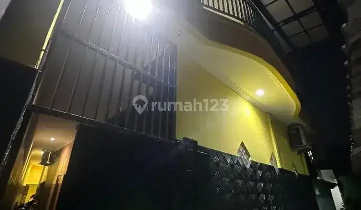 Kost untuk pria di jalan ampera raya 1