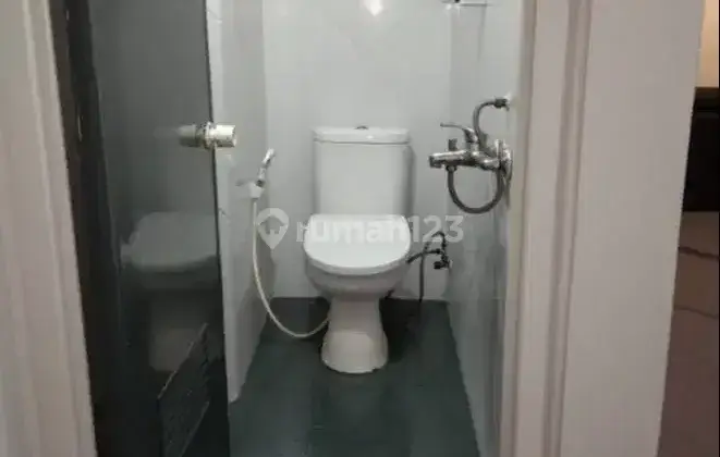 Kost AC Murah dekat mabes ltc glodok wtc mangga dua mall, kamar besar 2