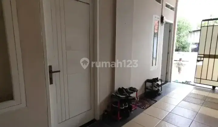 Kost kos laki Bintaro 1