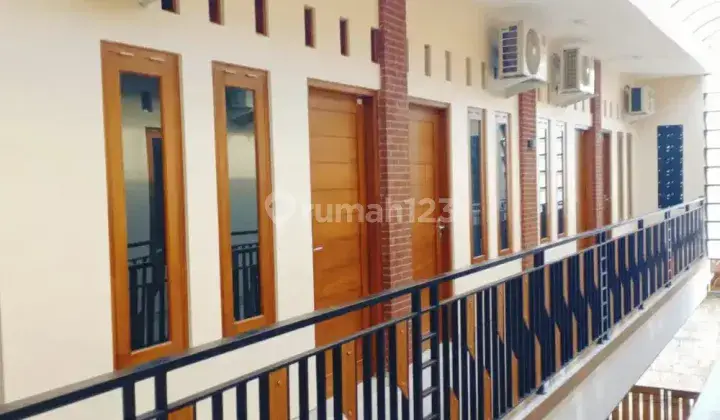 ANGGREK KOST
TERIMA KOST PUTRI 2