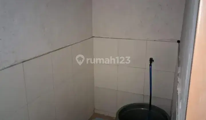 Sewa Kamar Kontrakan di Lantai 2 2