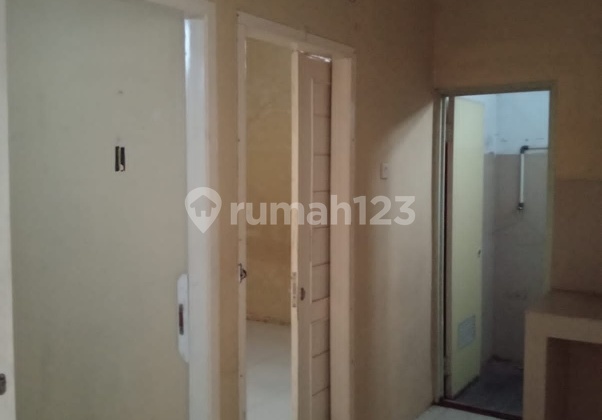 Rental near the new LRT Jatibening station. 2