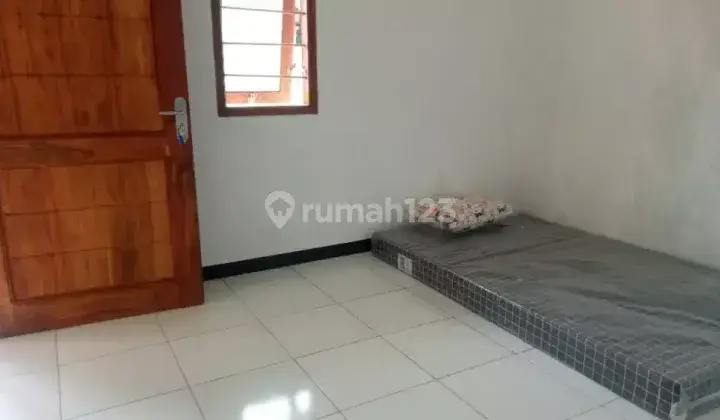 Rumah kos Kost Putra / Putri Depan Polres Mojokerto 2