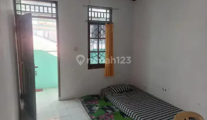 KOST BU ASRI (Jl. Cililitan Kecil 1 RT. 10 RW. 07 No.66) 2