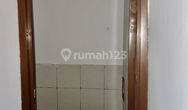 Dijual Kost Cengkareng Harga Jauh dari Pasaran 22 Pintu, harga di bawah NJOP Dijual Kost Cengkareng Harga Jauh dari Pasaran 22 Pintu, harga di bawah NJOP