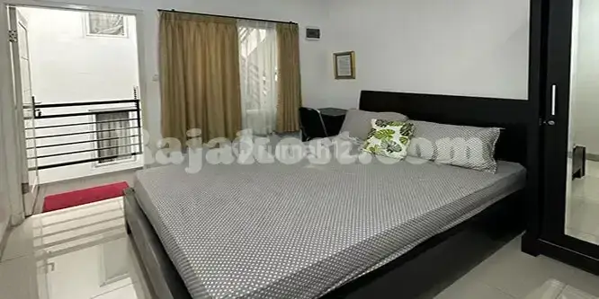 Kost Shanti Residence Exclusive Khusus Putri Tebet Jakarta Selatan 1