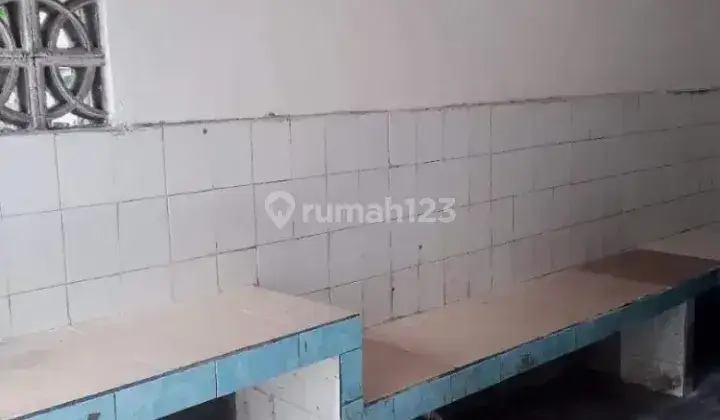 Kost kamar mandi dalam 1