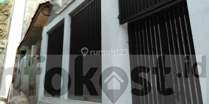 Kost Ibu Atmi Gagak Coblong Bandung 1