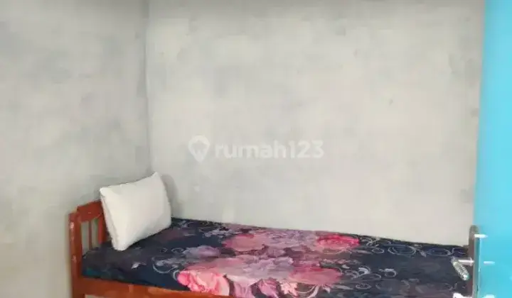 Kamar kos laki laki khusus karyawan murah dan bersih 2