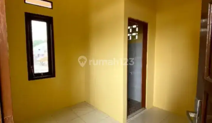 kost Lantai atas ad 2 kmr kosong,sisa yg Kamar Ac yg tidak Ac full 2