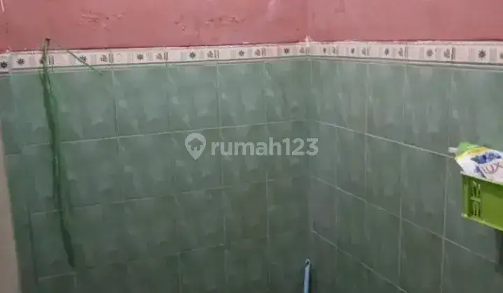 Kamar kost pria bulanan 1