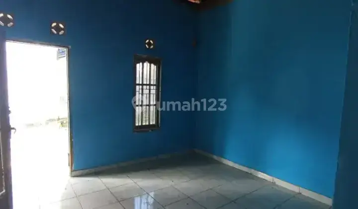 Di kontrak bedeng 4 pintu 2