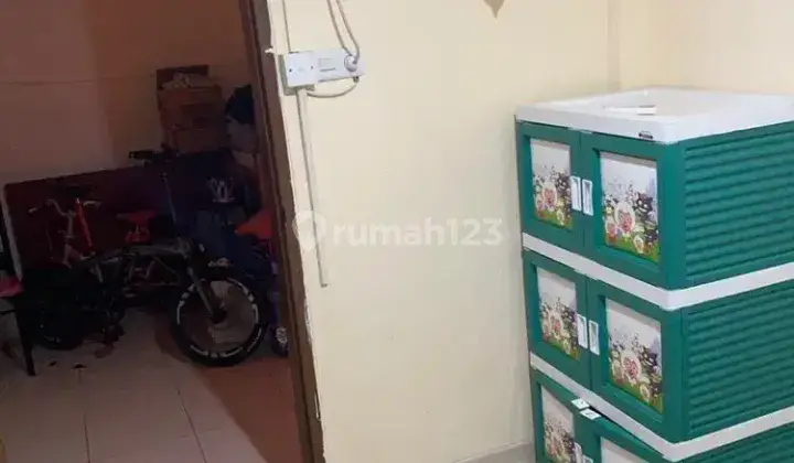 Yellow Residence Kost Murah Ac Nyaman Luas Bersih Grogol Jelambar 1