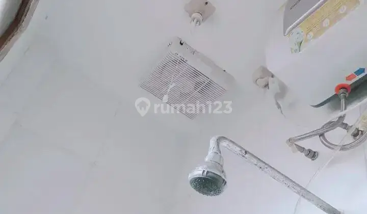 Kost Murah Premium Lapangan Pors Kemayoran Dekat ITC Cempaka Mas 2