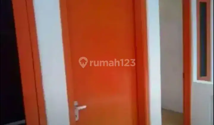 Kost Murah kamar mandi dalam 1