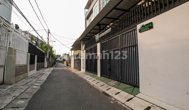 Abdi Susilo Residence Boarding House Ready to Occupancy No Window Near Trisakti University Abdi Susilo Residence Boarding House Ready to Occupancy No Window Near Trisakti University