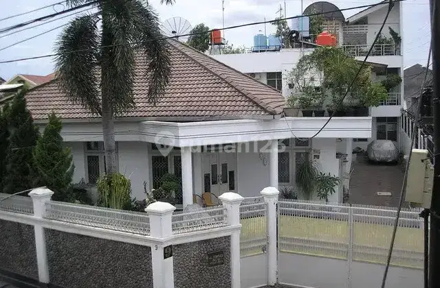 Kost utk  PUTRA dengan fasilitas lengkap di Jl Pramuka - jakarta Pusat 1