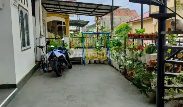 Terima Kost Nyaman dan an.serta dengan pusat kuliner dan Trona Express 1