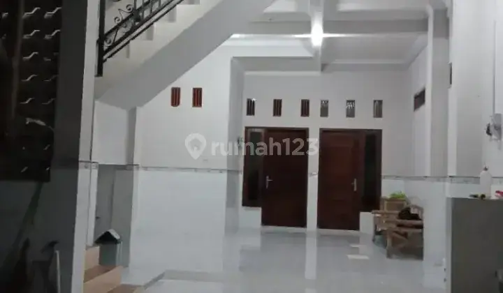 kost kamar kipas dan AC 1