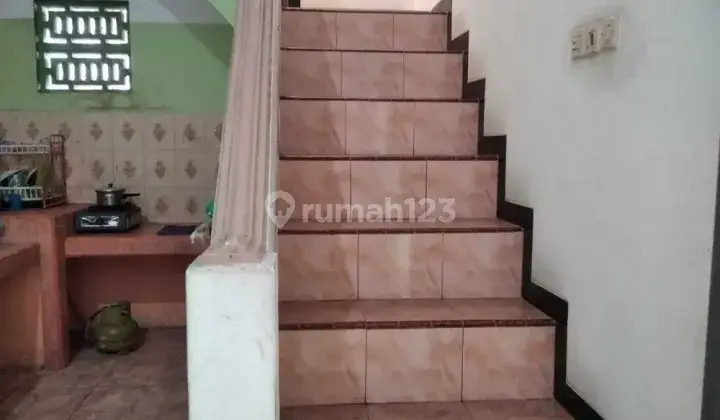 TURUN HARGA! Rumah Kost strategis pinggir jalan Latsari V Tuban-Jatim 1