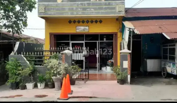 Sewa kamar harian bebas  bersih nyaman dekat sukaramai 1