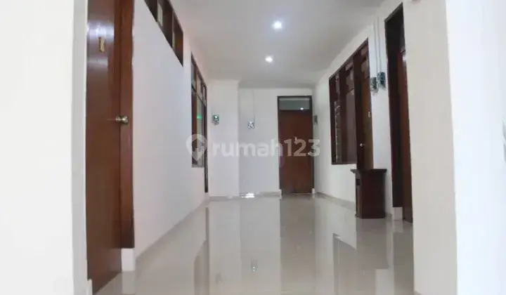 Kost Pasutri / Berdua 1