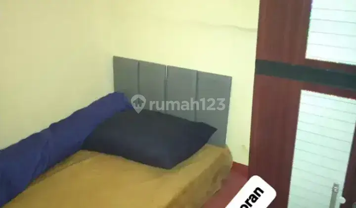 Murah Banget !!! Kost KM Dalam + AC + Wifi + Dapur + Rooftop Kontrakan 1