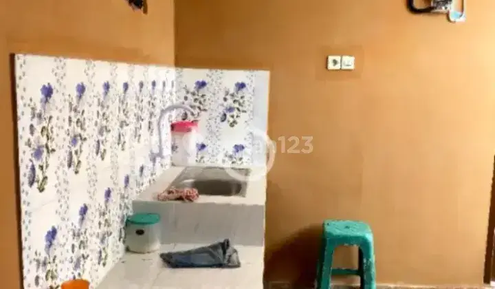 kost Lantai atas ad 2 kmr kosong,sisa yg Kamar Ac yg tidak Ac full 1