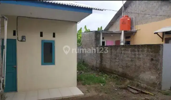 KONTRAKAN DI DEPOK (KAMAR MANDI DALAM) 1