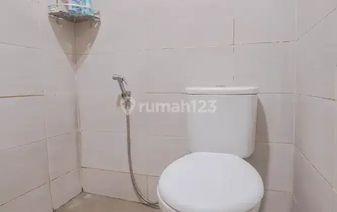 Kost Abdi Tanjung Duren Residence KM Luar Tipe Jendela Koridor, Jakbar 2