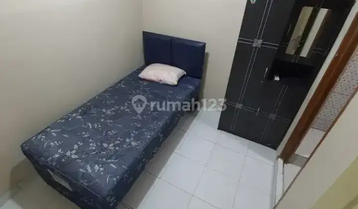 Kost di pademangan dan ampera 1