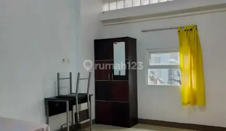 Kost Putri daerah Setra Sari 2