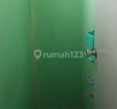 Kost Laki Laki khusus Muslim bulanan 1