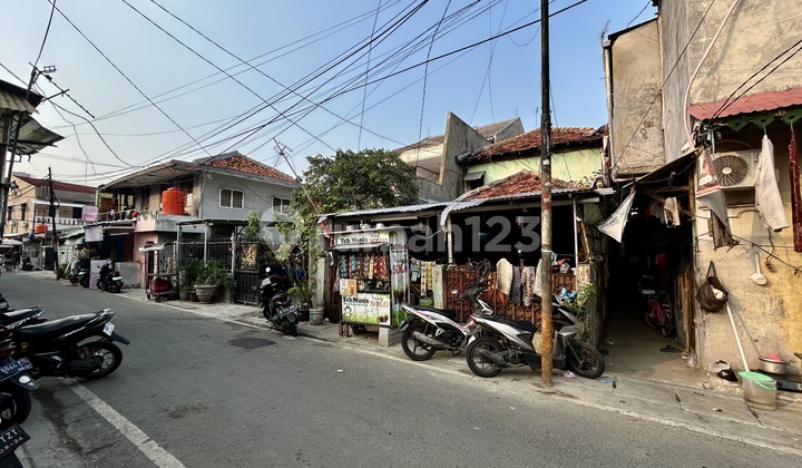 BUC Rumah 120 m² di BAWAH NJOP, Cocok untuk Kost 1
