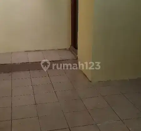 Kost murah di kemang. 2