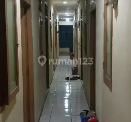 Kontrakan/Kost kostan murah bebas 24 jam 1