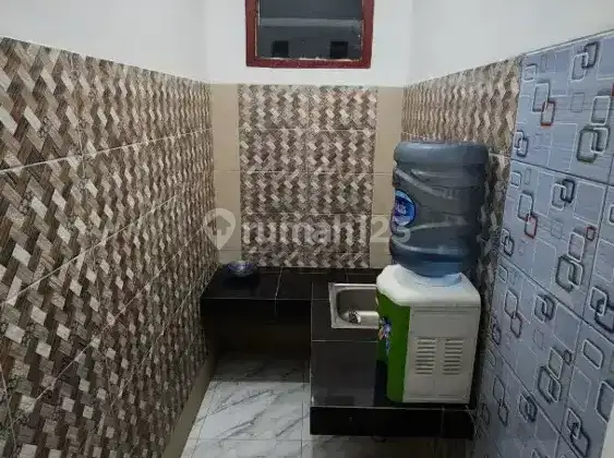 KOST 38 PUTRA KEBAGUSAN TANJUNG BARAT RAGUNAN