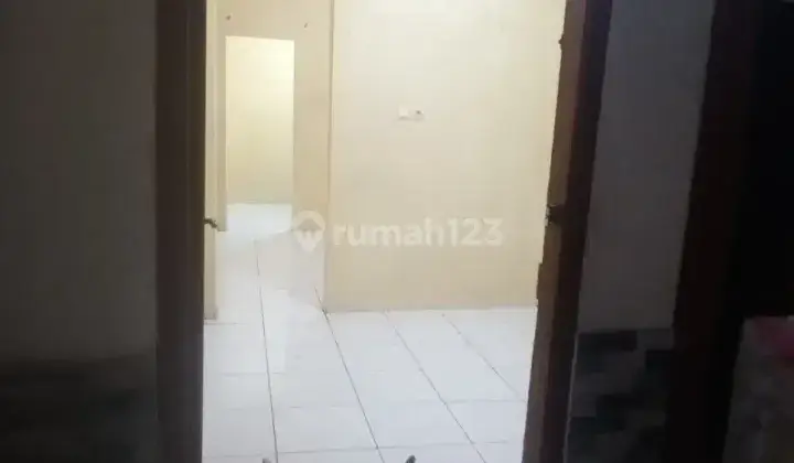 DIKONTRAKKAN RUMAH 3 PETAK 1