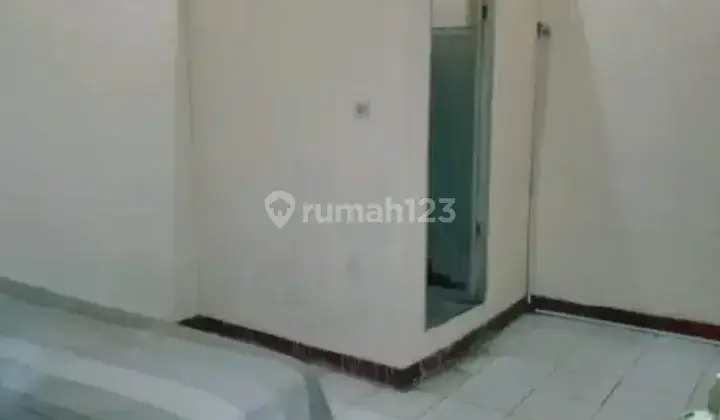 Kost putra strategis dekat Gandaria city 1