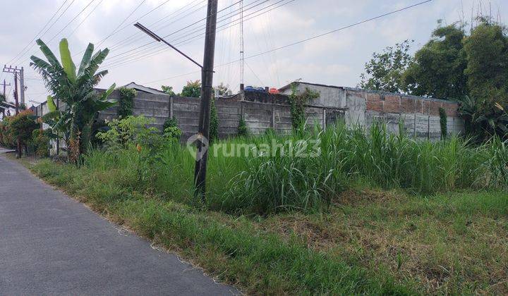 Dijual Tanah 647sqm dekat Grand Hyatt Yogyakarta, Cocok untuk Buat Kost dan Villa - Zona Kuning Dijual Tanah 647sqm dekat Grand Hyatt Yogyakarta, Cocok untuk Buat Kost dan Villa - Zona Kuning