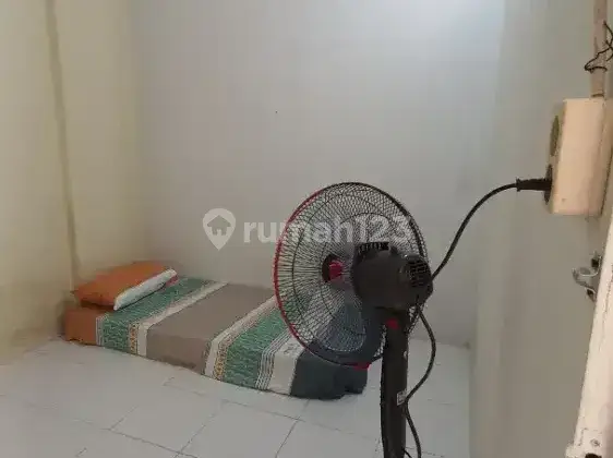 Kamar kost Pria 1