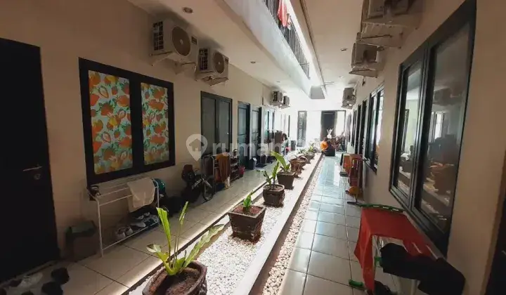 Kost AC murah kamar mandi dalam di tomang roxy cideng jakarta barat 1