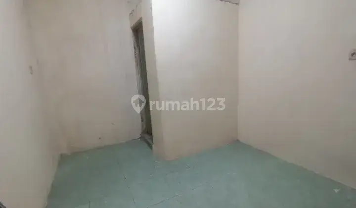 Kos kosan Sisa 3 Kamar, 500 Meter Ke Wtc Mangga Dua 2