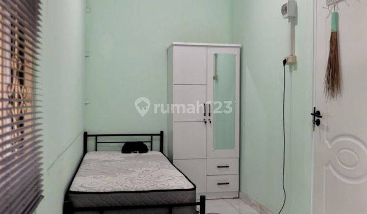 Kost Putri Ekslusif Yulia Kost Tebet 1