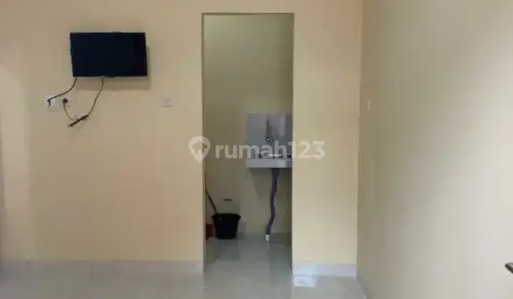 Kamar kos eksklusif binong permai 1